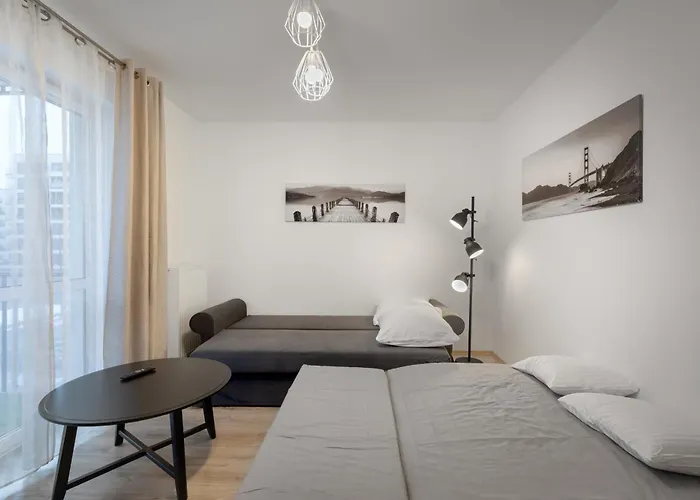 Petrovdom In Warsaw Cozy Apartment Wola, 32 Jana Kazimierza